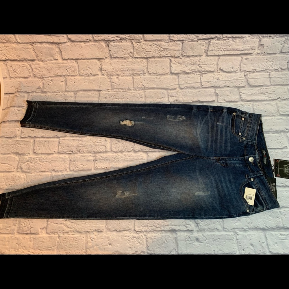 New! Love Indigo Skinny jeans, size 6